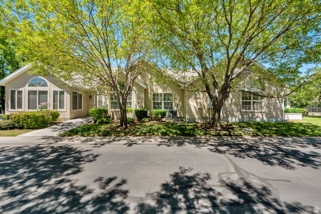 Property Photo:  2136 W Jordan Villa Dr  UT 84088 