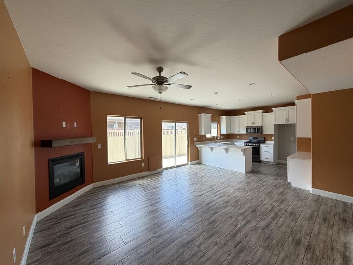 Property Photo: 1549 N Northfield Rd #3 UT 84721
