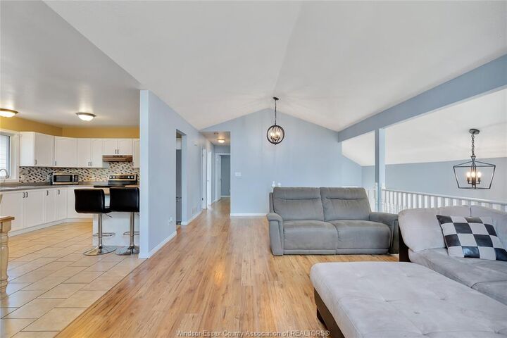 Property Photo: 125 Queen Street South ON N0P 2P0