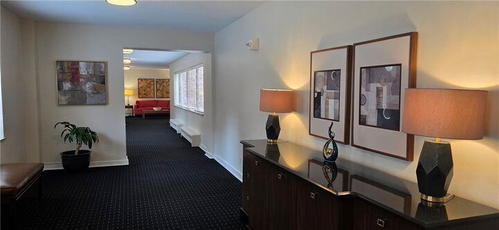 Property Photo:  144 N Dithridge St 506  PA 15213 