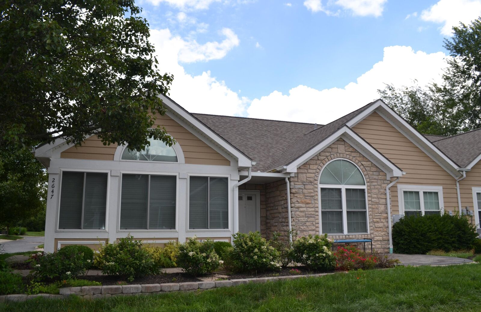 Property Photo: 2647 Prestwick Village Circle OH 45503