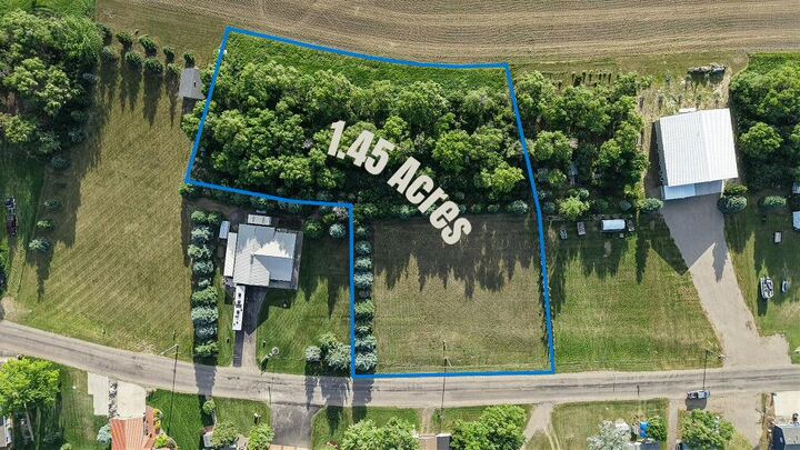Property Photo:  222 S Sunset Drive  SD 57451 