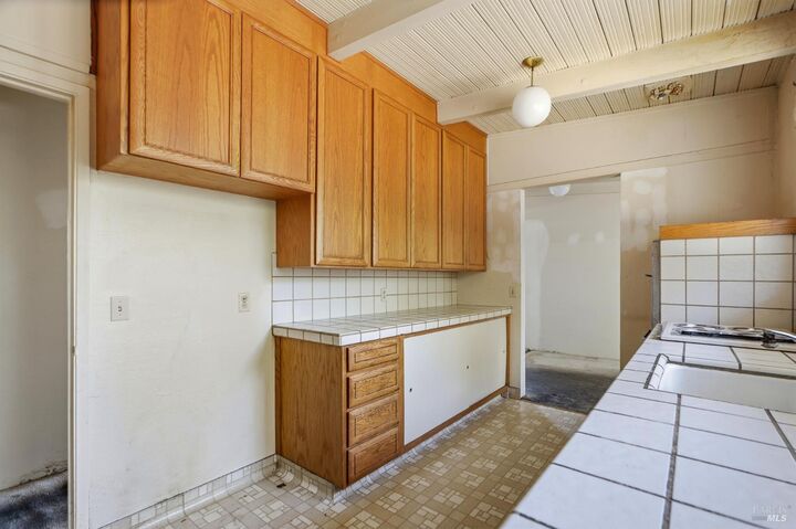 Property Photo:  579 Wisteria Way  CA 94903 