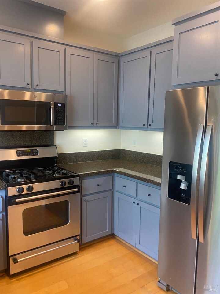 Property Photo: 211 Pear Court CA 94903