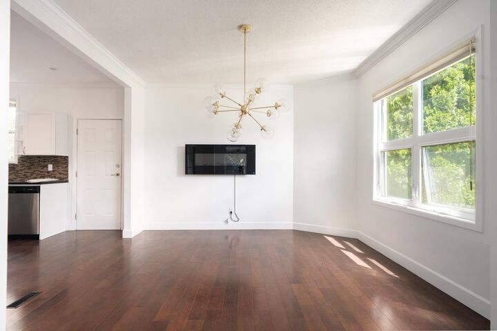 Property Photo:  925 E 19th Avenue  BC V5V 1K8 