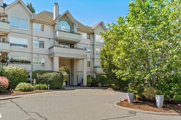 Property Photo:  33708 King Road 404  BC V2S 8C6 