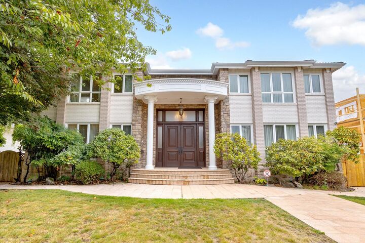 6968 Churchill Street — photo 1