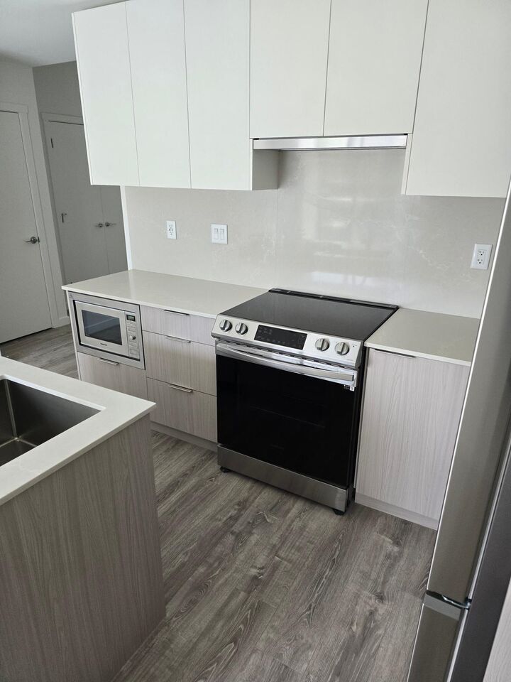 Property Photo:  13968 Laurel Drive 521  BC V3T 0S9 