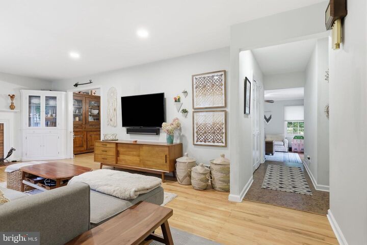 Property Photo:  309 Arborlea Avenue  PA 19067 