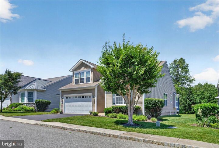 Property Photo: 1736 Wisteria Way PA 19060