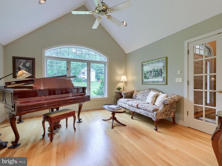 Property Photo:  2813 Spring Valley Road  PA 17601 