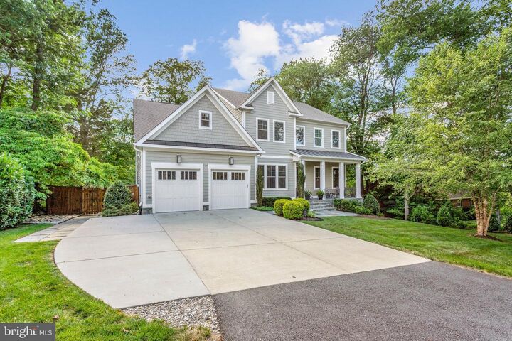 Property Photo:  1712 East Avenue  VA 22101 