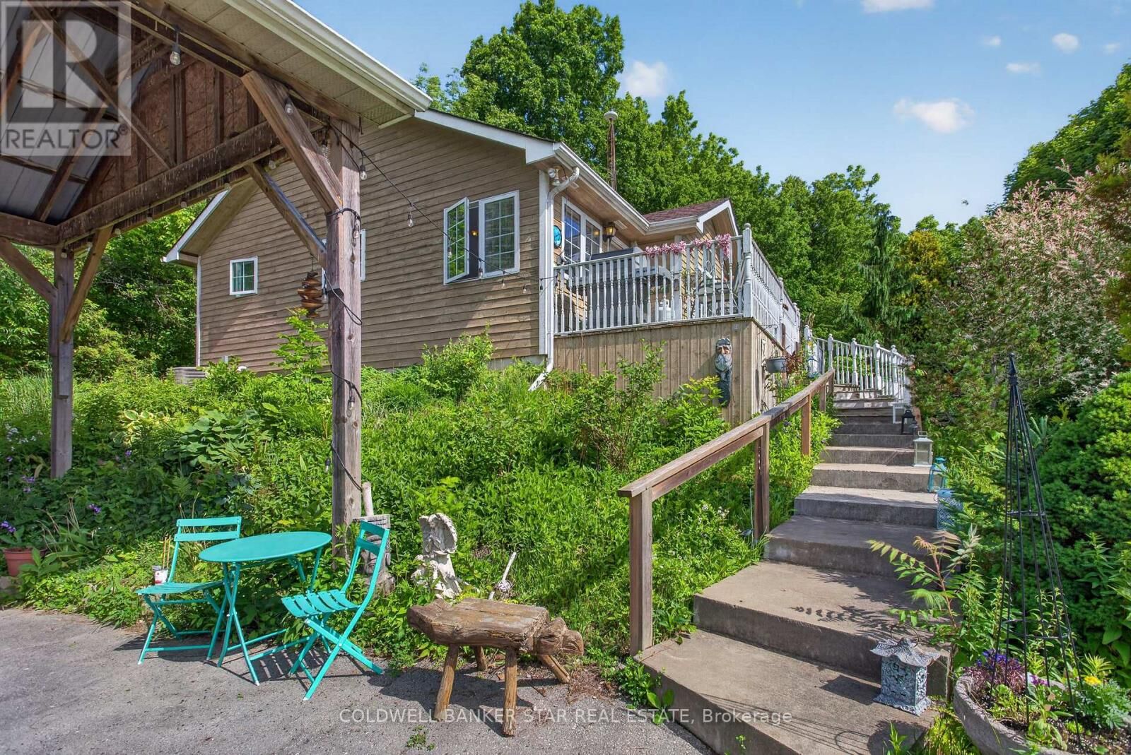 Property Photo: 48238 Rush Creek Line ON N5H 2R2