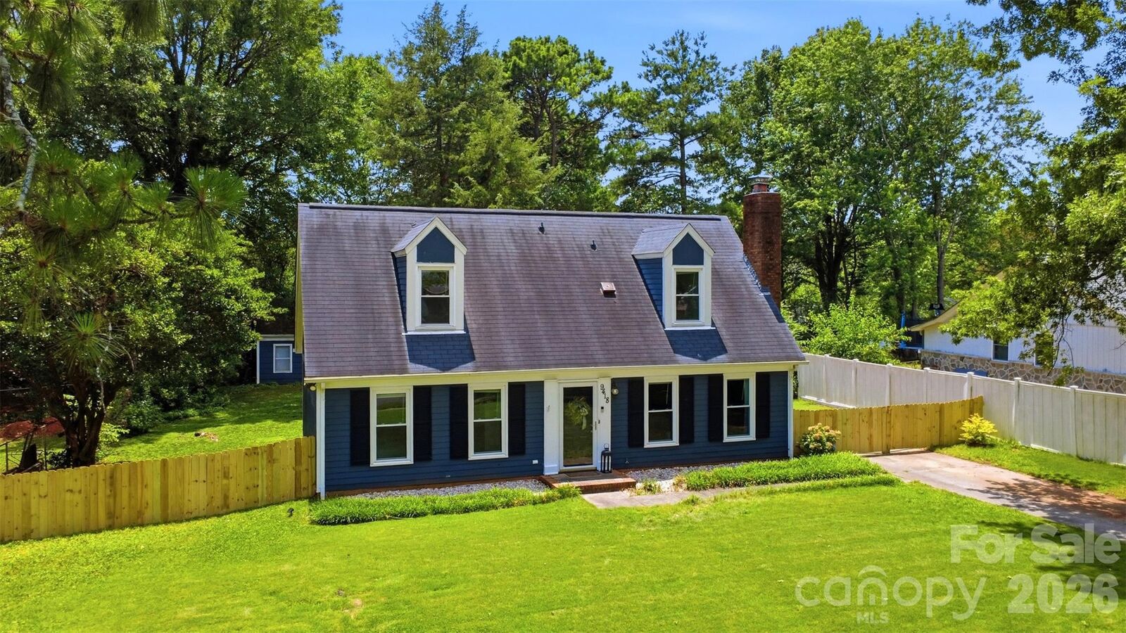 Property Photo:  9418 Split Rail Lane  NC 28227 