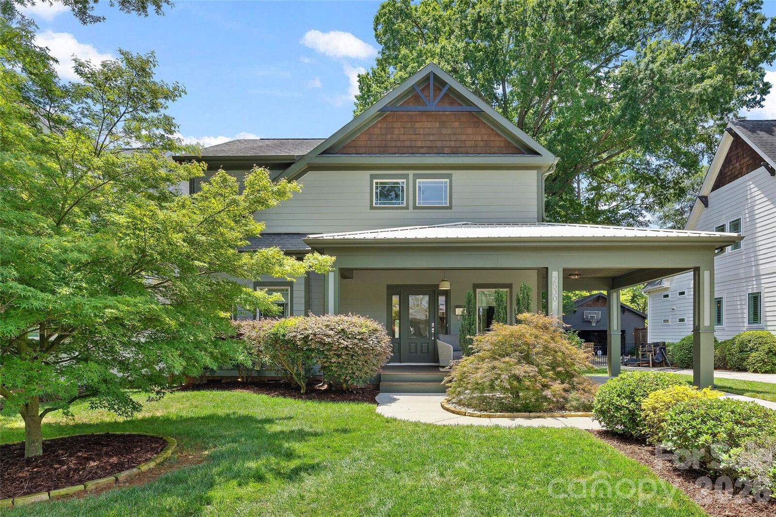 Property Photo:  2530 Bay Street  NC 28205 
