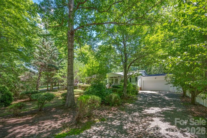 Property Photo: 98 Lanning Drive NC 28722