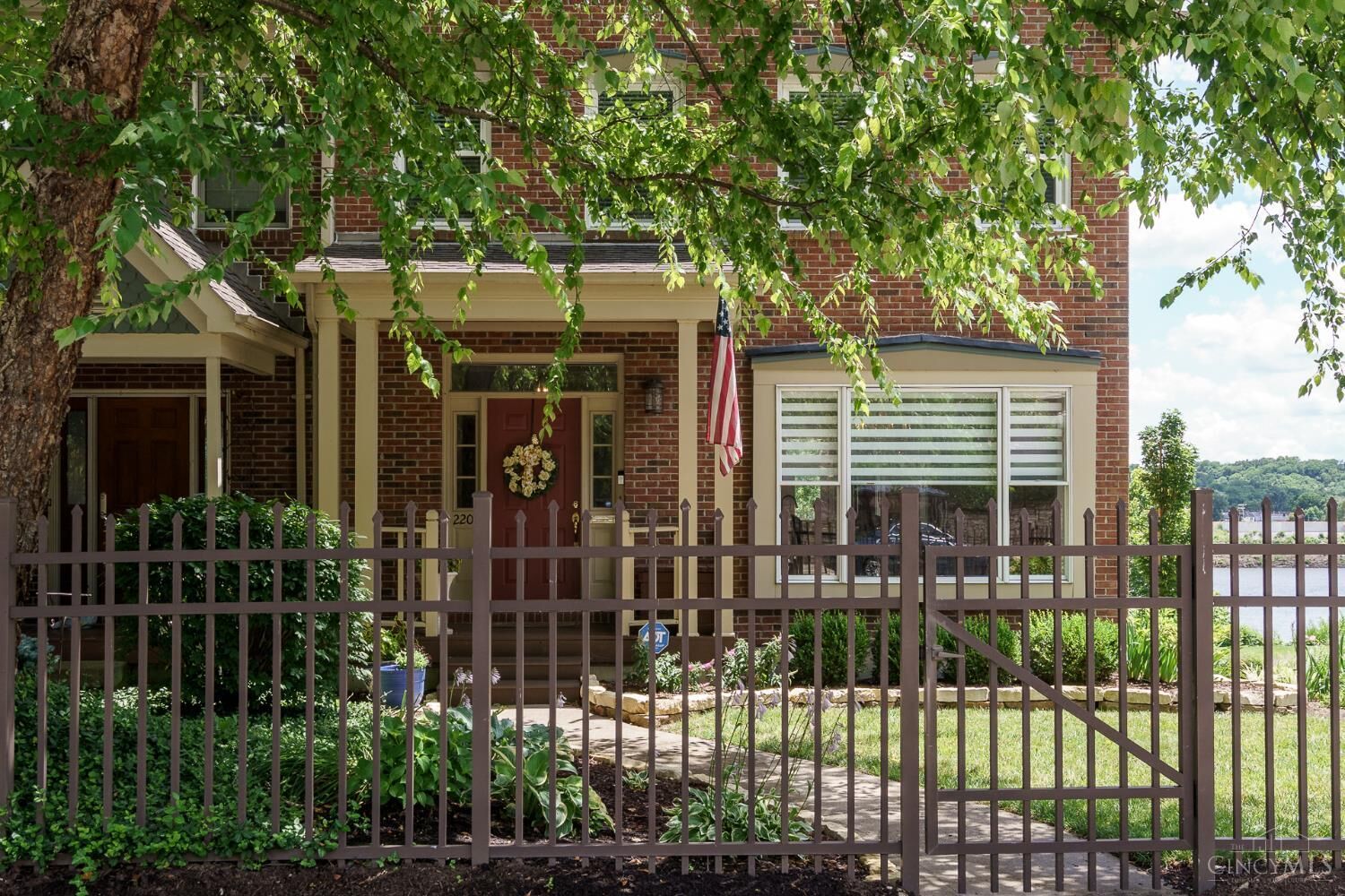 Property Photo: 2201 Riverside Drive OH 45202