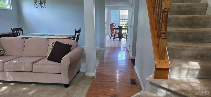Property Photo:  923 Pond Court  OH 45036 