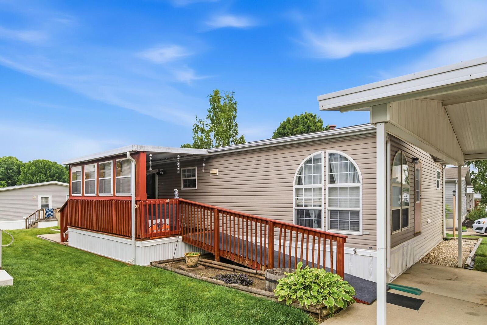 Property Photo:  22 Birch Row Drive Drive  OH 43015 