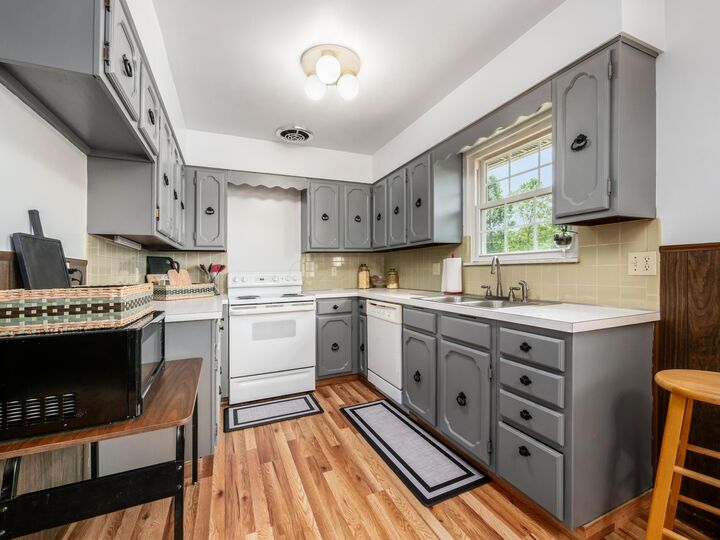 Property Photo:  5907 Ebright Road  OH 43125 
