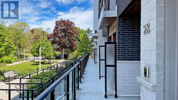 Property Photo:  780 Sheppard Avenue East 28  ON M2K 0E8 
