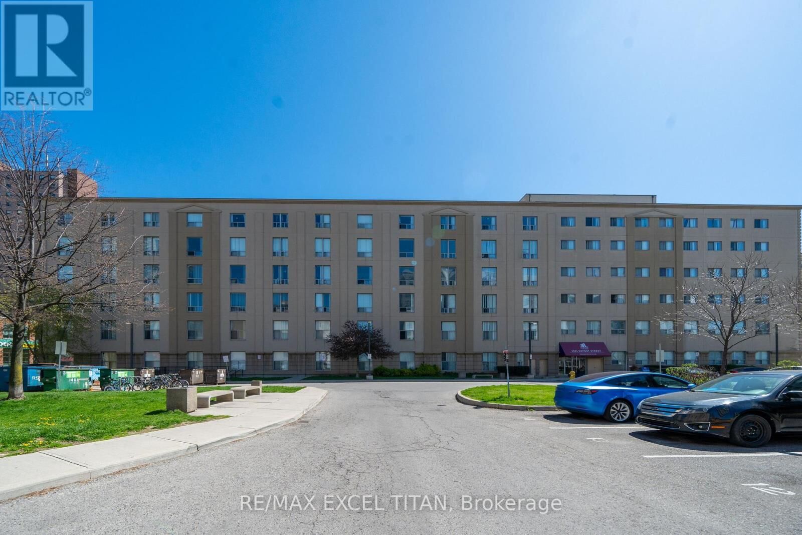 Property Photo:  1407 Dupont Street 315  ON M6H 4J7 