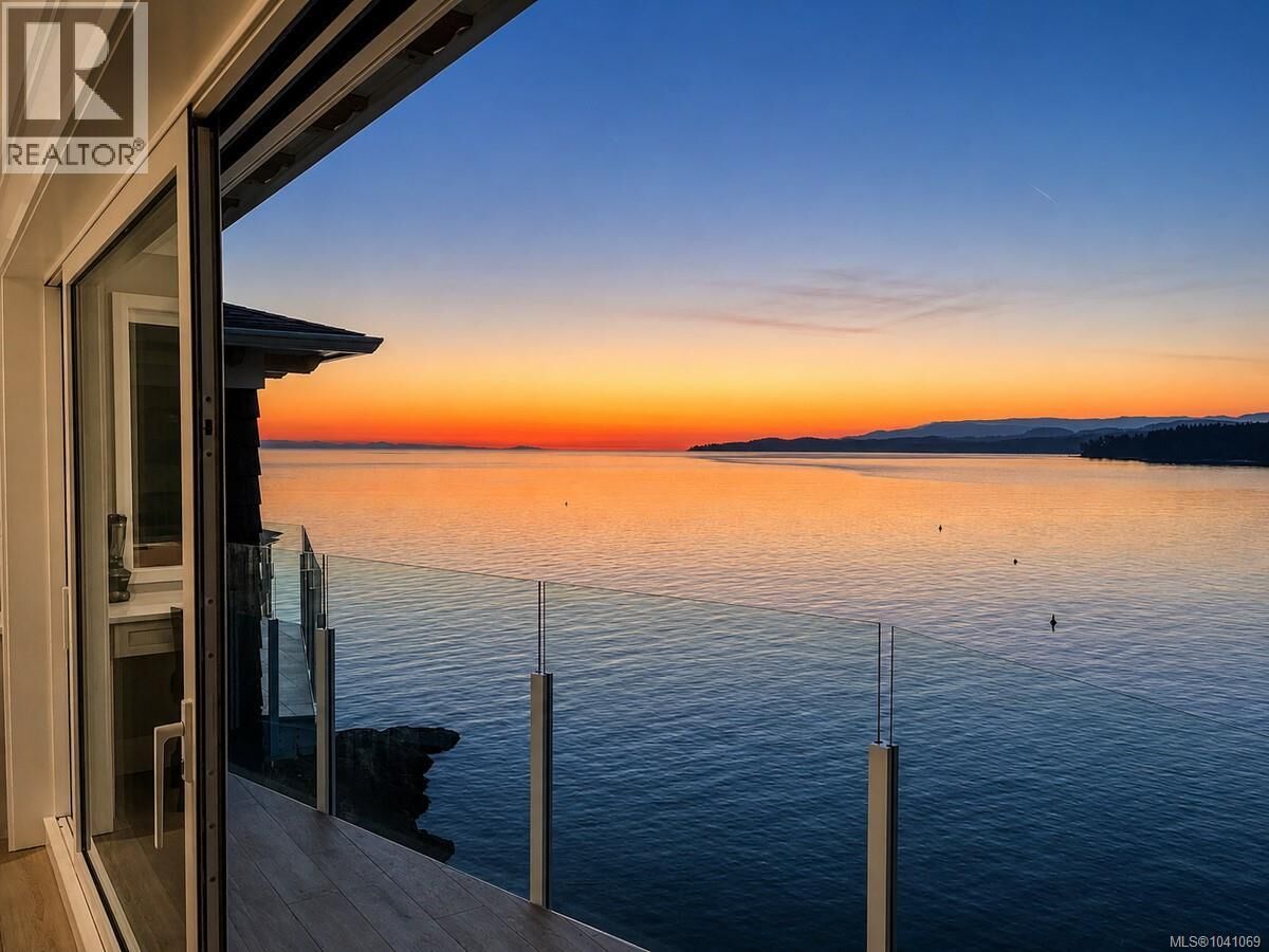 Property Photo:  1000 Sookepoint Place 5C  BC V9Z 1N8 