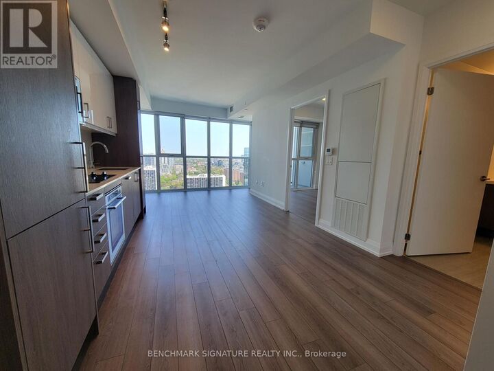 Property Photo: 77 Mutual Street 3211 ON M5B 2A9
