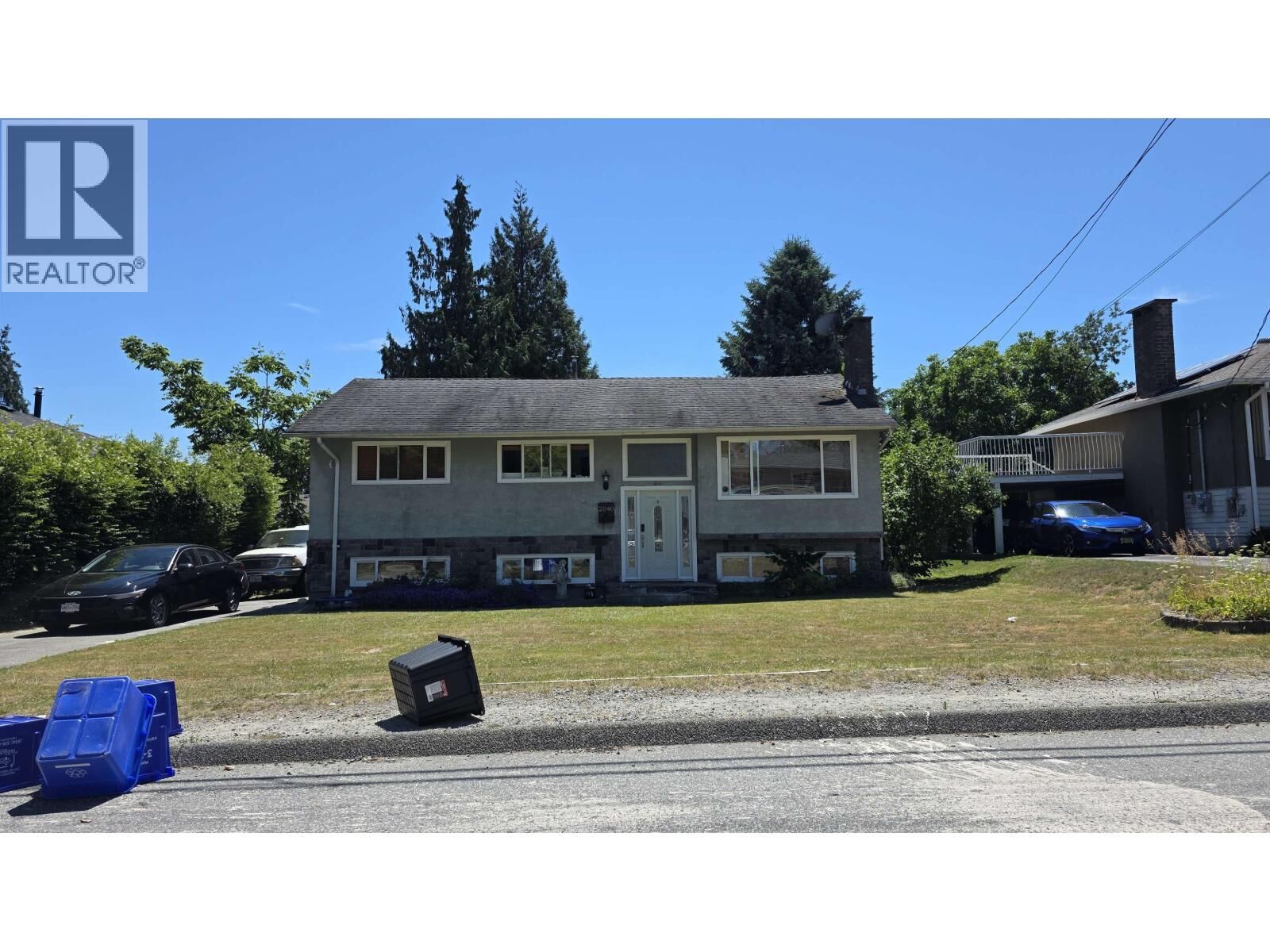 Property Photo:  2040 Regan Avenue  BC V3J 3C4 