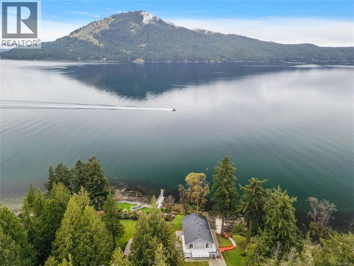 Property Photo:  976 Lands End Road  BC V8L 5L3 