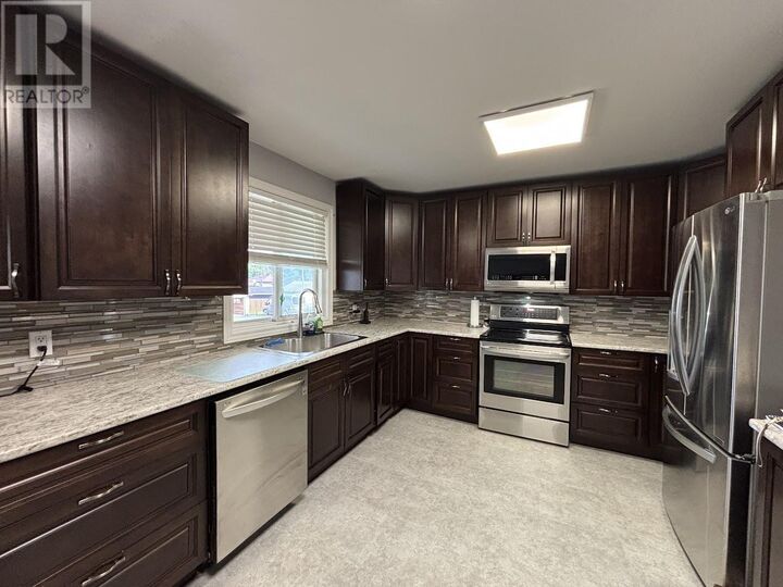 Property Photo: 2 Essa Pl ON P0T 2C0
