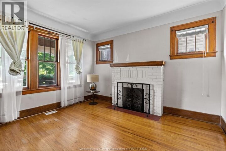 Property Photo: 703 Randolph ON N9B 2T7