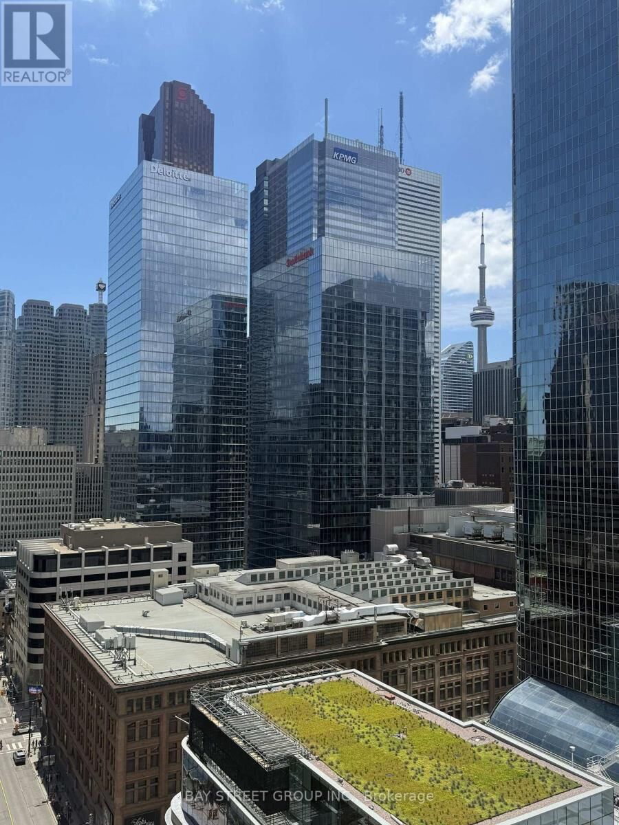 Property Photo: 197 Yonge Street 1709 ON M5B 1M4
