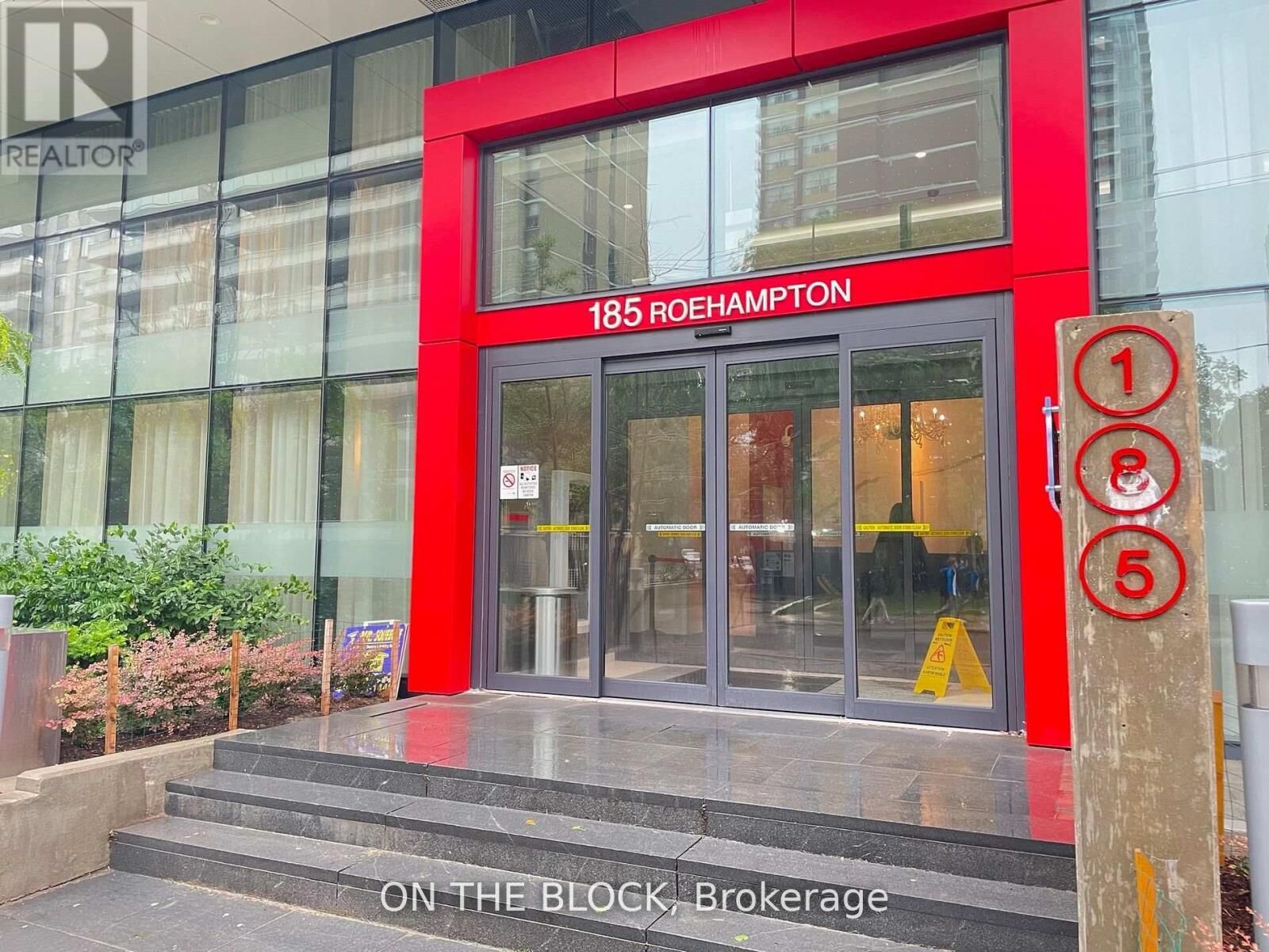 Property Photo:  185 Roehampton Avenue West 509  ON M4P 0C6 