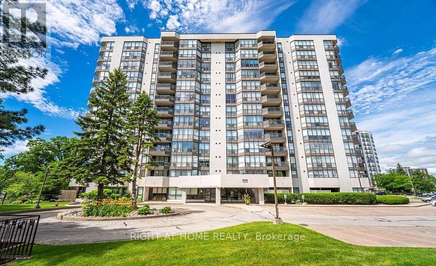 Property Photo:  1111 Bough Beeches Boulevard 606  ON L4W 4N1 