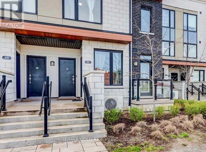 Property Photo:  1555 Kingston Road 201  ON L1V 0E9 