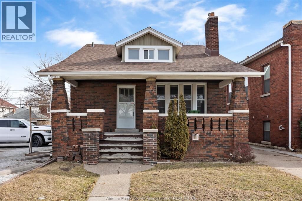 Property Photo: 636 Partington Avenue ON N9B 2N7