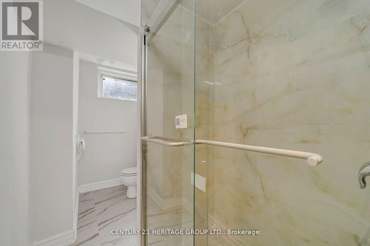 Property Photo:  31 Larabee Crescent Bsmt  ON M3A 3E6 