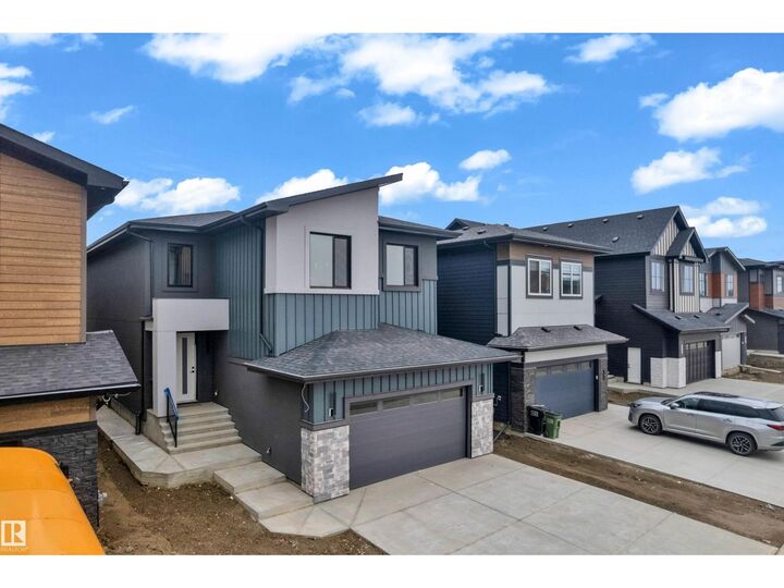 Property Photo: 7677 Kimiwan Cr SW AB T6W 5W2