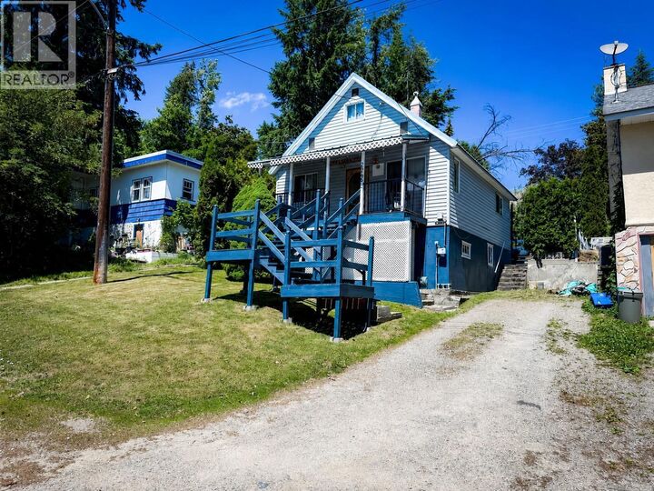 2246 Kootenay Avenue — photo 1