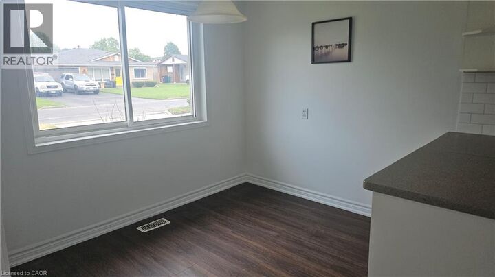 Property Photo: 58 Belwood Crescent ON N2C 1Z3