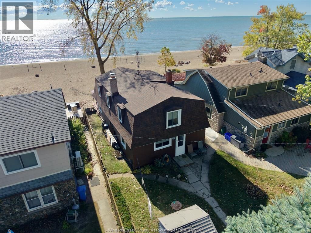 Property Photo: 1041 Heritage Road ON N9Y 2E6