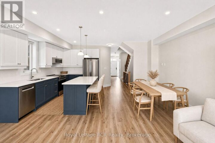 Property Photo:  130 Courtland Street  ON L9Y 5L8 