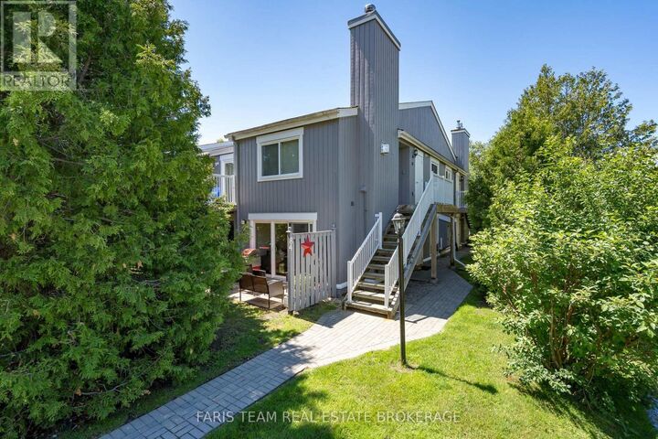 Property Photo:  23 Dawson Drive 84  ON L9Y 5B4 