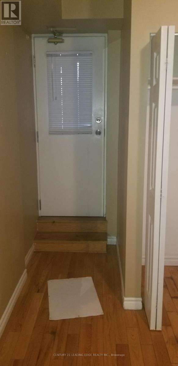Property Photo: 959 Bloor Street West 1 ON M6H 1L7