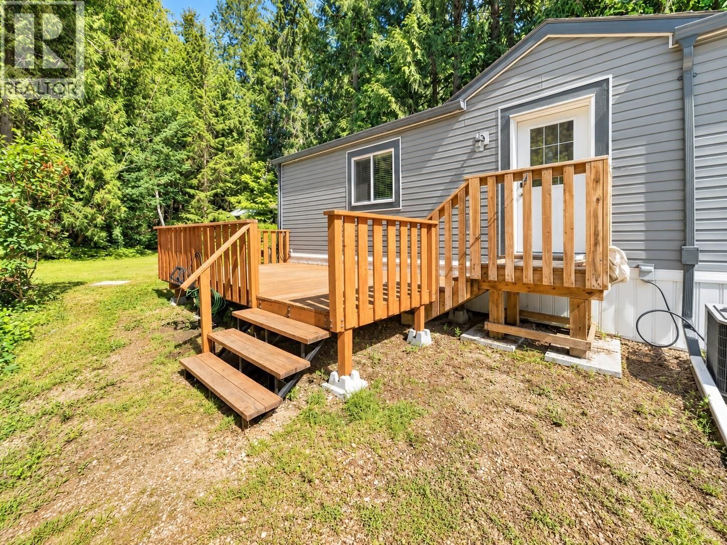 Property Photo: 5161 63 Avenue 23 BC V0E 1K0