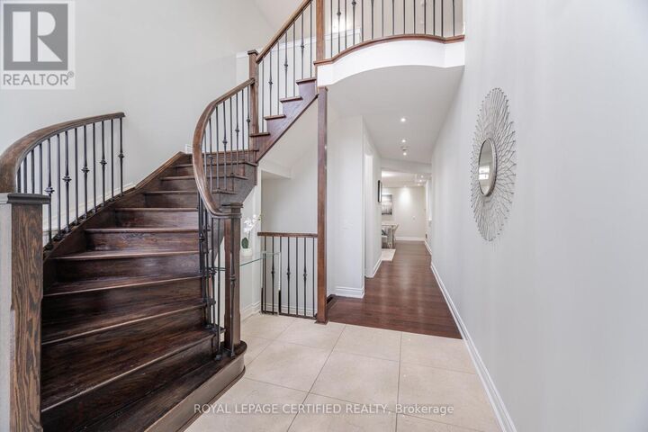 Property Photo:  23 Gambia Road  ON L7A 4M2 
