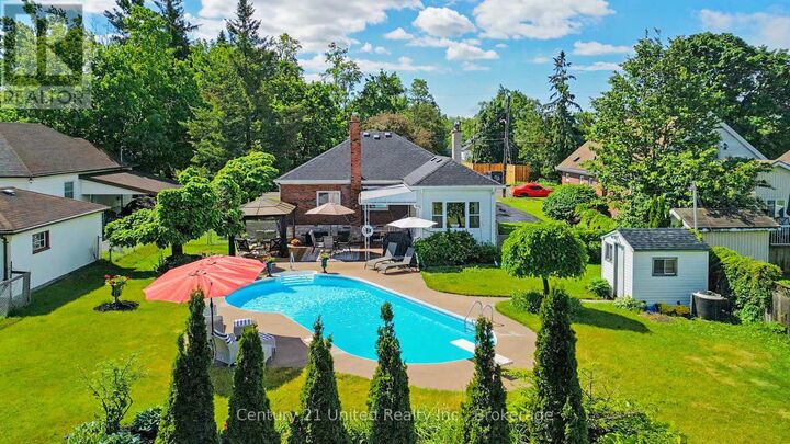 Property Photo: 260 McKellar Street ON K9J 1P7