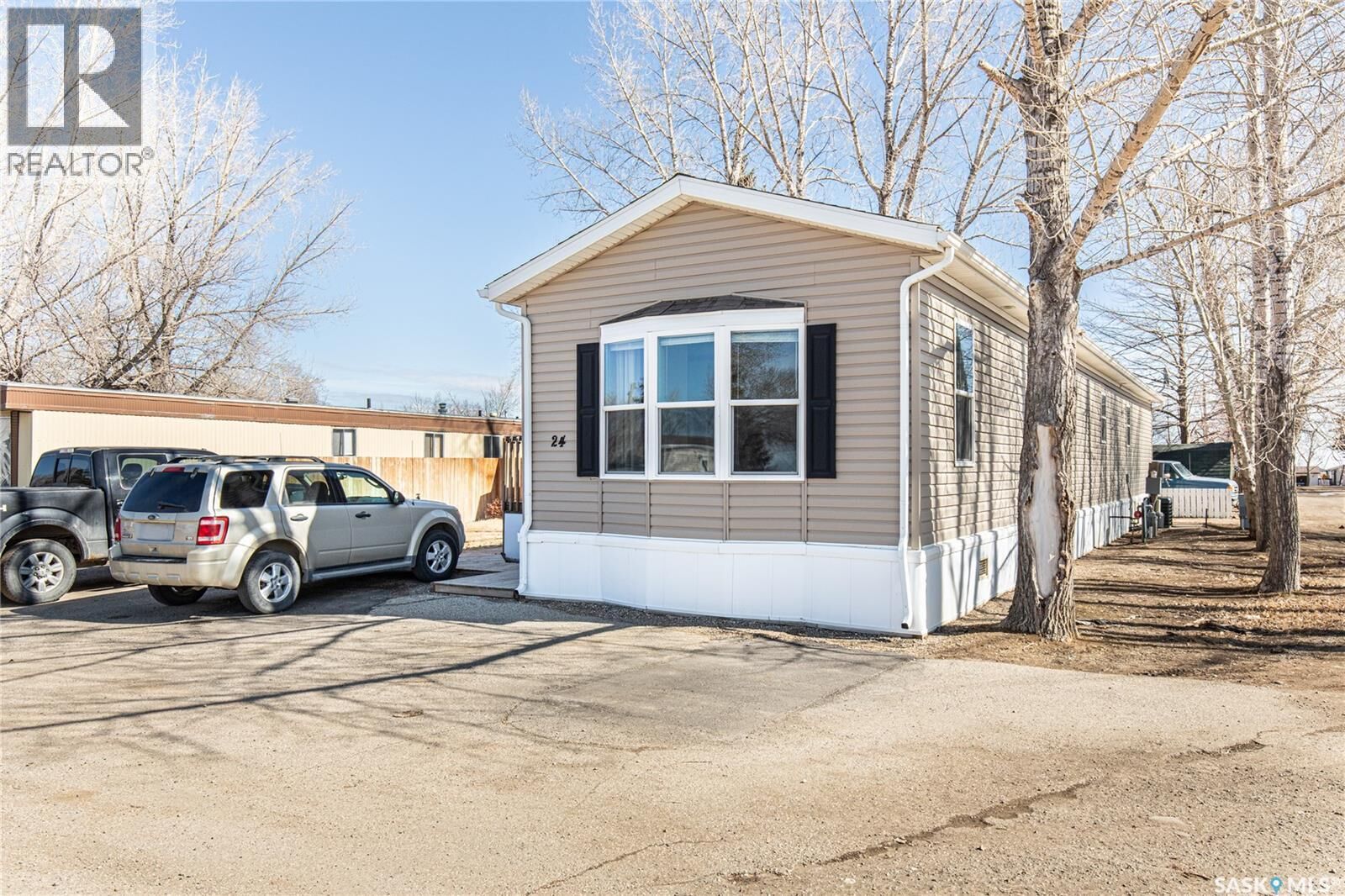 Property Photo:  A24 1455 9th Avenue NE  SK S6J 1C6 