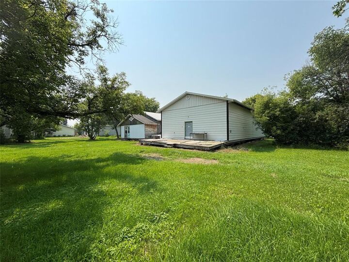 Photo de la propriété:  428 South Railway Avenue  MB R0K 0S0 
